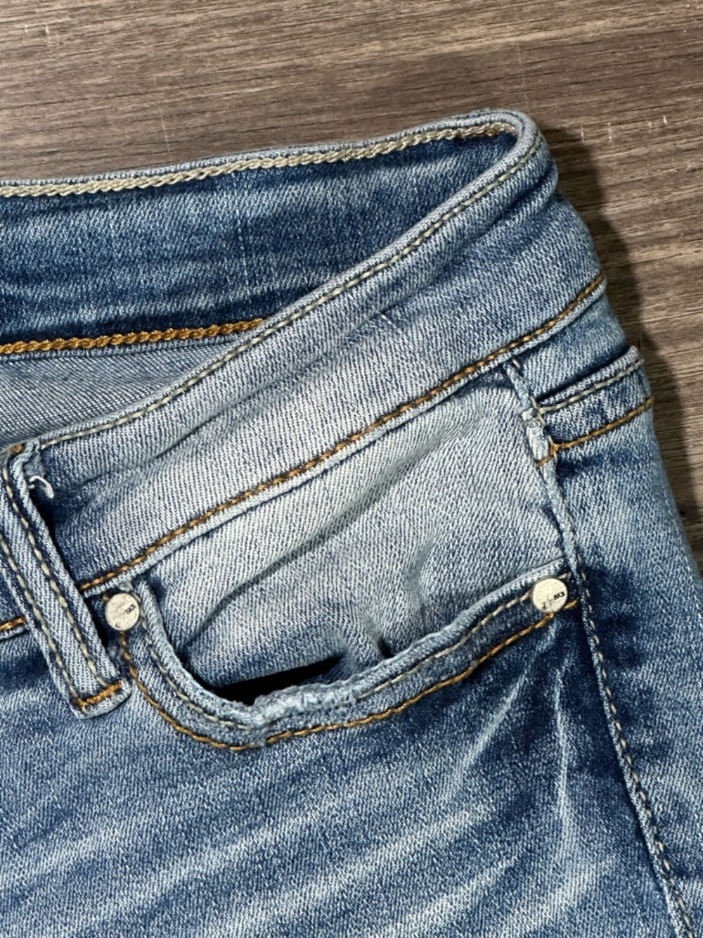 BKE Light Wash STELLA SKINNY Distressed Super Stretchy Ultra Low Rise Jeans 24 - Picture 6 of 14